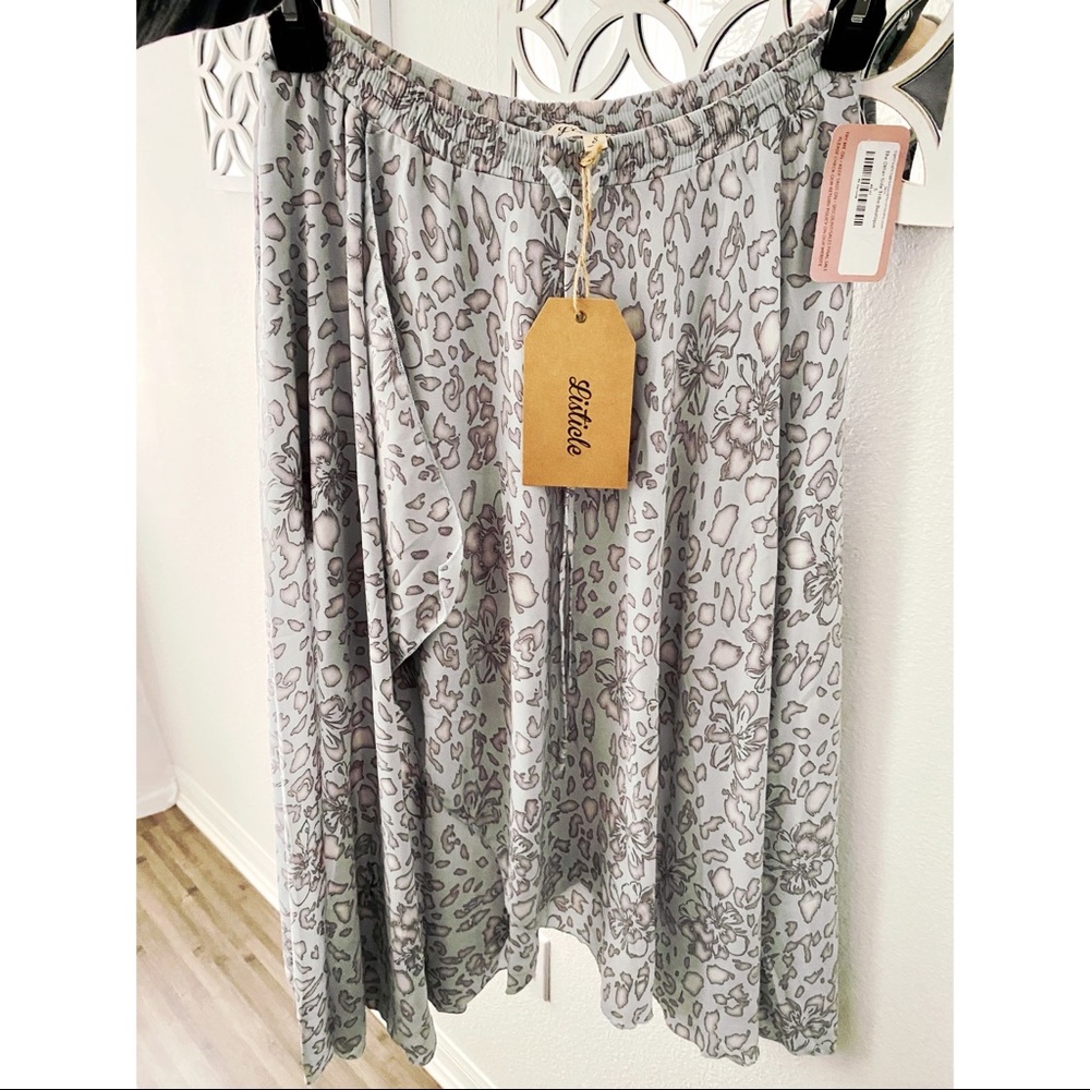 Listicle Skirt size Small